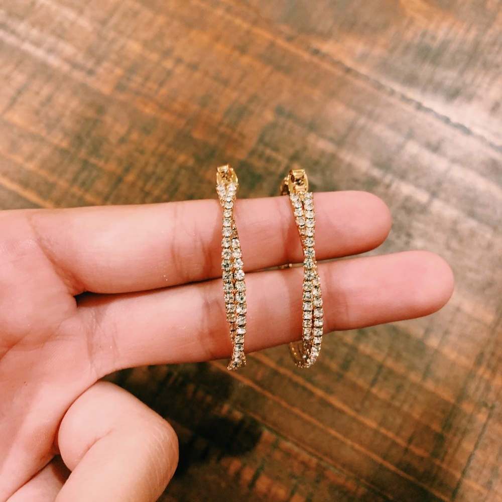 Hoops